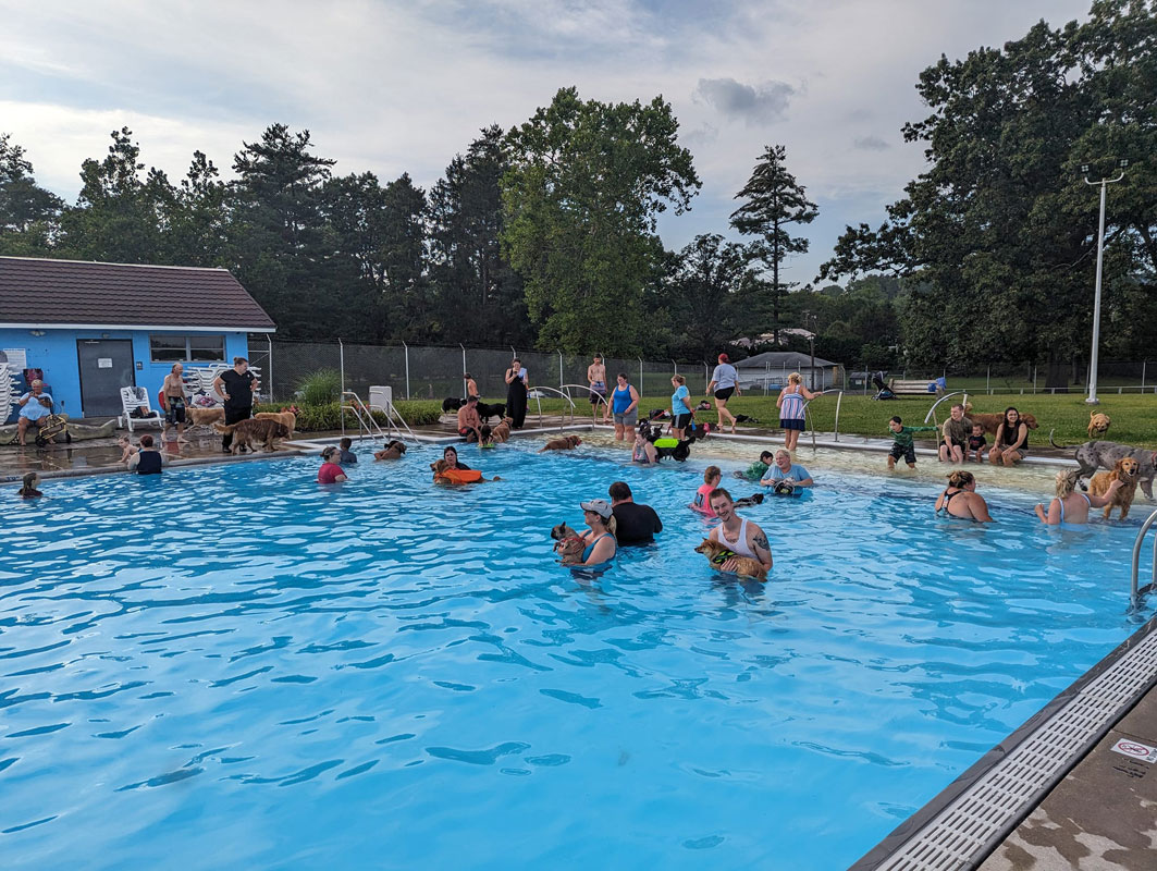 Ber-Vaughn Park Swimming Pool Ber-Vaughn Park Swimming Pool